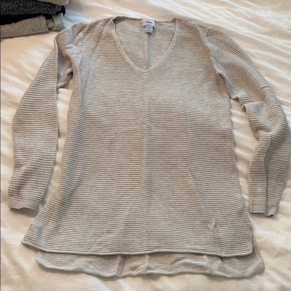 Oatmeal gray old navy sweater